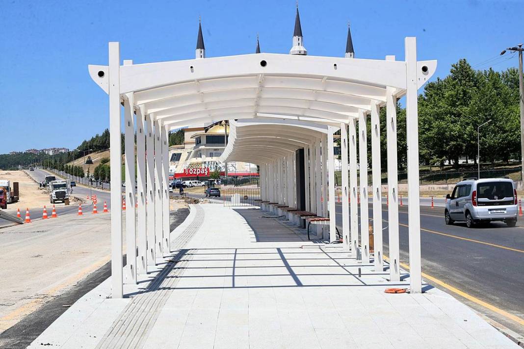 Sakarya'da metrobüs rüzgarı: Konfor ve teknoloji bir arada! Büyükşehir belediyesinin öz kaynaklarıyla hayata geçiriliyor 3